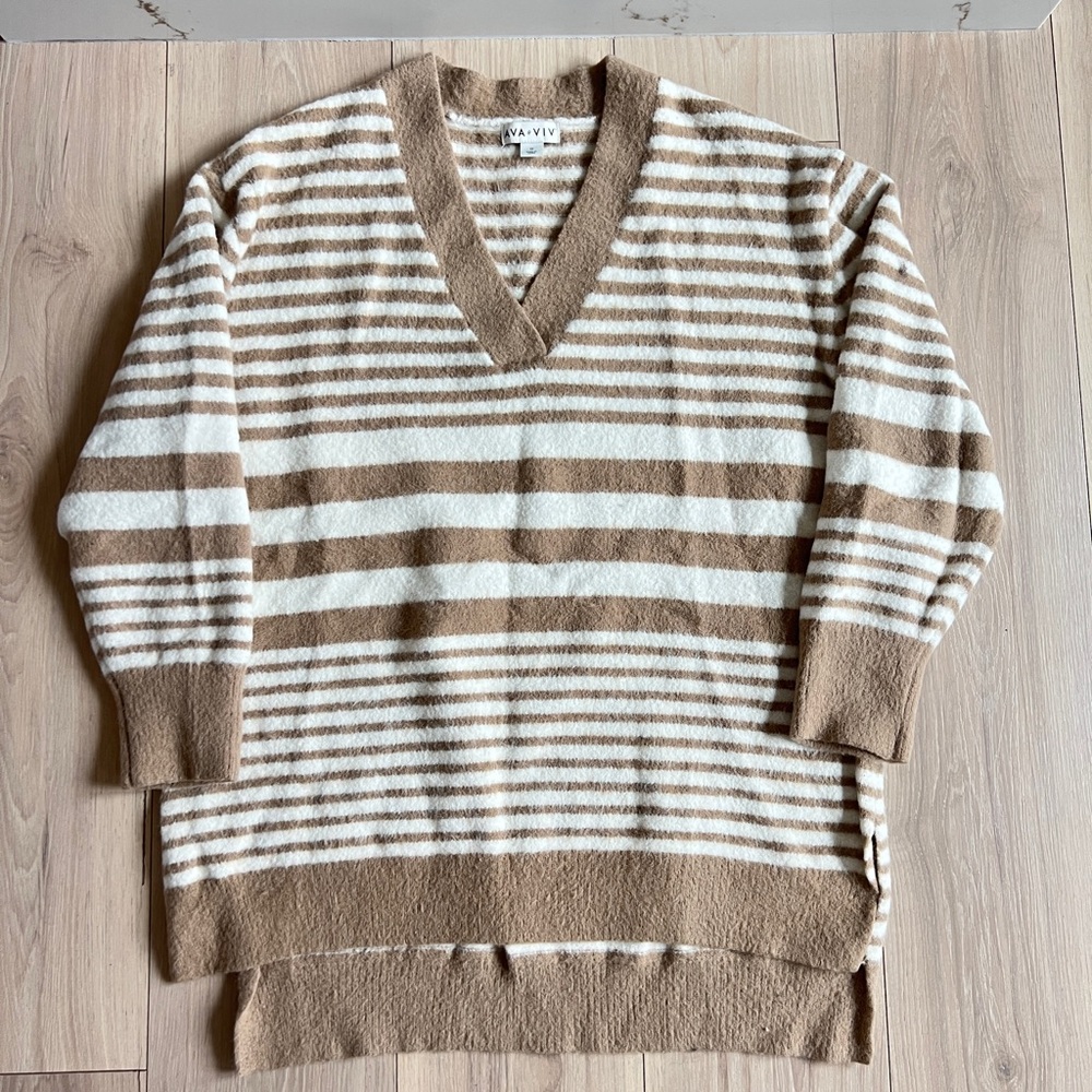 Ava & Viv Brown and White Striped V-Neck Sweater
